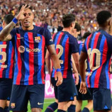 برشلونة يهزم الريال في الكلاسيكو الودي بهدف الوافد الجديد رافينيا