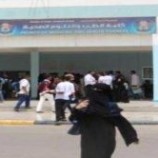 حادثة تهز جامعة عدن .. طالب يحاول اغتيال عميد كلية الطب