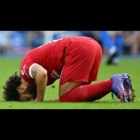 محمد صلاح يخرج عن صمته ويطالب العالم بوقف “مجازر” غزة