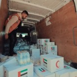 الإمارات أول دولة تنجح بالوصول إلى مدينة خانيونس الفلسطينية وتقديم المساعدات لأهلها