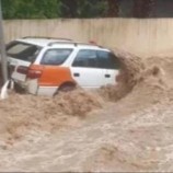 الأرصاد الجوية فى سلطنة عمان تُحذر من هطول أمطار غزيرة