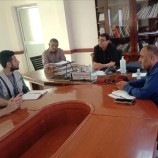 مدير عام مكتب الصحة بلحج يبحث مع مؤسسة العون المباشر اعتماد مبنى مركز قسم التغذية بالمحافطة