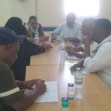 لقاء تشاوري موسع جمع القيادة المحلية لانتقالي سقطرى برؤساء فروع الاتحادات والنقابات بالمحافظة