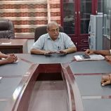 مدير عام تبن المهندس بغازي يناقش مع لجنة المياه والصرف الصحي بالوهط جهود العمل ومواجهة الصعوبات