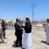 محافظا حضرموت وشبوة يبحثان تعزيز التعاون الأمني والتنموي