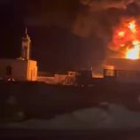 اندلاع حريق هائل في محطة وقود بجانب السوق المركزي بسيئون