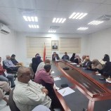 اجتماع بعدن يبحث مستوى أداء العمل للربع الأول والانضباط الوظيفي في وزارة الصناعة والتجارة