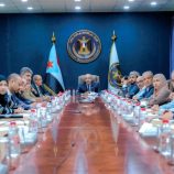 المجلس الانتقالي يجدد العهد للزُبيدي ويشيد بجهوده في ملفات الخدمات