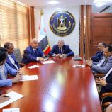 لجنة الطوارئ تواصل عقد اجتماعاتها وتثني على جهود رئيس الوزراء