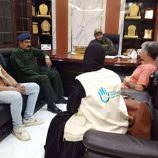 مدير أمن لحج يستقبل وفداً من منظمة هنديكاب الدولية لمناقشة جهود مكافحة الألغام