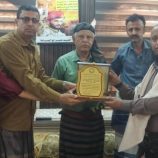 بحضور مستشار وزير الدفاع …مديرا الصحة “الجابر” وهيئة مستشفى ابن خلدون ” العاطف” في رد الوفاء بالوفاء يكرمون الشيخ الفنيع لجهوده في وضع اللبنة الأولى لدعم المستشفى …