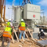 بدعم إماراتي.. بدء تركيب محطات التحويل في مشروع الطاقة الشمسية بشبوة