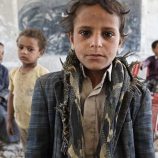 4 ملايين طفل خارج المدارس في اليمن… الحوثيون يجندون الأطفال ويغتالون التعليم