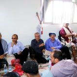 أعضاء هيئة الرئاسة الجعري والشعيبي يقدمان واجب العزاء للسفير قاسم عسكر جبران في حالمين