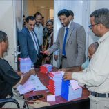 نائب وزير النقل يتفقد سير العمل في الهيئة العامة لتنظيم شؤون النقل البري