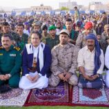 رئيس تنفيذية انتقالي شبوة يؤدي صلاة العيد مع جموع المواطنين ويتفقد مرضى مستشفيات عتق