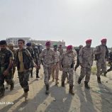 قائد ألوية الدعم والإسناد يتفقد جاهزية اللواء السادس بمحور أبين ويشيد بانضباطه القتالي