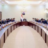 مجلس الوزراء يجري تقييماً شاملاً للإجراءات المتخذة للرقابة على الأسعار وتخفيضها بما يتناسب مع تحسن سعر الصرف