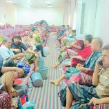 القائد النوبي يقدم واجب العزاء للقائد عادل الحالمي والمحامي عارف الحالمي في وفاة والدتهم الفاضلة