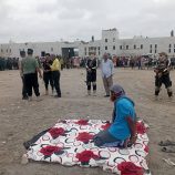 الأجهزة الأمنية والنيابة في أبين تنفذان حكم الاعدام بحق المحكوم عليه منصور عبدالله سالم حسين أمبو.