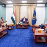 الرئيس الزُبيدي يؤكد حرص الدولة على دعم الاستثمارات المحلية