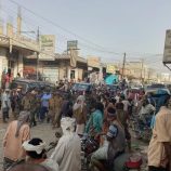 مدير عام لودر وقوات الأمن ينفذون حملة لضبط الأسعار في الأسواق المحلية