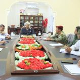 مناقشة جاهزية مركز الإنذار المبكر للكوارث في المهرة