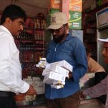 ضبط أدوية مخالفة تباع في بقالات الخوخة