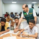 مركز الملك سلمان للإغاثة يختتم برامج تدريبية تطوعية بالعاصمة عدن