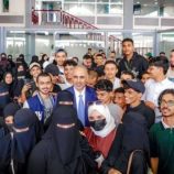 المنح الدراسية وعناية الرئيس الزُيبدي.. صناعة للأمل وتأسيس لجيل يقود التنمية