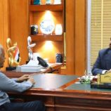 محافظ حضرموت يلتقي بخبير الطاقة والنفط والغاز المهندس عمر الحيقي