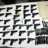 ضبط شحنة مسدسات مهربة في البحر الأحمر