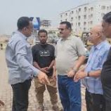 بدء صيانة شارع كورنيش المرشدي في المنصورة