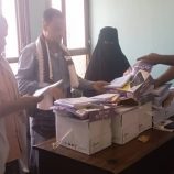 للمرة الثانية.. انتقالي المسيمير يرفد مدارس عاصمة المديرية بكتب وملازم دراسية