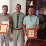 مدير مكتب الصحة العامة والسكان بلحج تكرم قيادة السلطة المحلية بمديرية المفلحي ومكتب الصحة بالمديرية نظير جهودهما