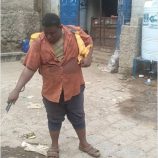 صحة البيئة بالمعلا تدشّن حملات رش رذاذي وتفتش البقالات والأفران والمقاهي في الشيخ إسحاق