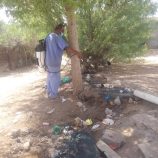 باشراف مباشر من مدير عام مكتب الصحة بلحج. حملة رش للرذاذ البارد داخل المنازل والاشخاص المبلغ عن إصابتهم بالملاريا بكود الزغبري