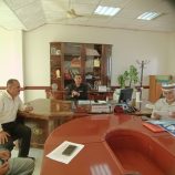 مدير عام مكتب الصحة بلحج يلتقي مدير برنامج الملاريا ويناقش خطة تنفيذ حملة الرش لمواجهة حمى الضنك في مديرية ردفان