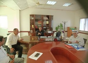 مدير عام مكتب الصحة بلحج يلتقي مدير برنامج الملاريا ويناقش خطة تنفيذ حملة الرش لمواجهة حمى الضنك في مديرية ردفان