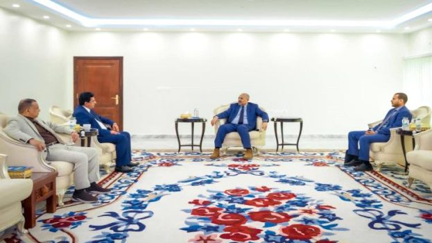 تفعيل عمل الوزارات والمؤسسات الحكومية