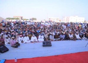 مهرجان جماهيري في #المهرة يطالب بإعلان دولة الجنوب وتشكيل قوات النخبة