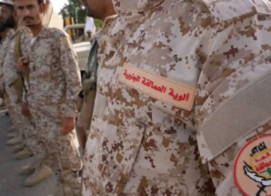 قوات العمالقة الجنوبية تسلم تأمين حي السفارات وساحة العروض لقوات الأمن الوطني بالعاصمة عدن