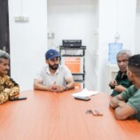 عدن.. مدير عام صيرة يناقش مع اللجنة الأمنية الترتيبات الأمنية في المديرية