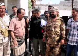 مدير عام خورمكسر يتفقد سير العمل بالمرافق الحكومية ويؤكد استتباب الأمن والاستقرار بالمديرية