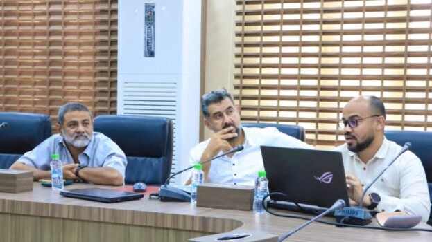 وزارة الزراعة تدرس خيارات إعادة تأهيل الثلاجة المركزية بميناء الاصطياد بعدن