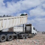 عدن .. إتلاف 300 طن من الكلنكر بقرار قضائي