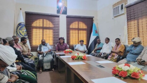 انتقالي سقطرى يعقد اجتماعًا استثنائيًا بمشاركة أعضاء الجمعية الوطنية ومجلس المستشارين بالمحافظة