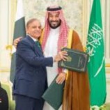 إبستين اطّلع عليها.. “صفقة سرّية” سعودية باكستانية بشأن اليمن: ما قصة “اللقالق السوداء”؟
