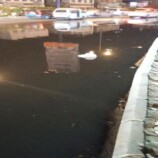 طفح مجاري مفاجئ يغرق شوارع الشيخ عثمان والمنصورة