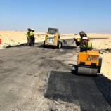 أعمال صيانة وتأهيل للخط العام النشيمة – عين با معبد وخط رضوم الفرعي بمحافظة شبوة